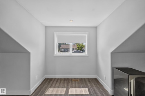 30 Belmont Drive, St. Albert, AB - Indoor Photo Showing Other Room
