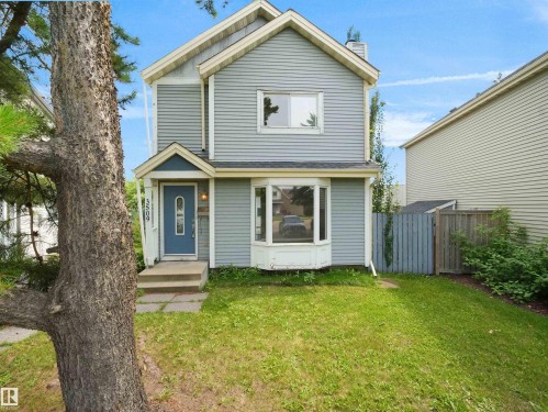 Two-story home with light blue siding - 3509 43A Avenue Nw, Edmonton, AB - Outdoor