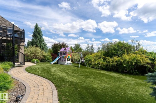 1413 Woodward Crescent Nw, Edmonton, AB - Outdoor