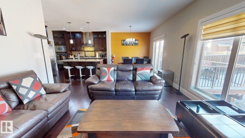 3621 Claxton Place Sw, Edmonton, AB - Indoor Photo Showing Living Room