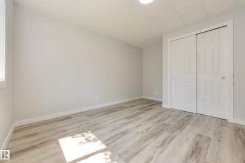 1913 West Royal Way Northwest, Edmonton, AB - Indoor Photo Showing Other Room