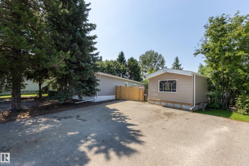 1913 West Royal Way Northwest, Edmonton, AB - Outdoor