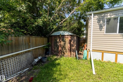 1913 West Royal Way Northwest, Edmonton, AB - Outdoor