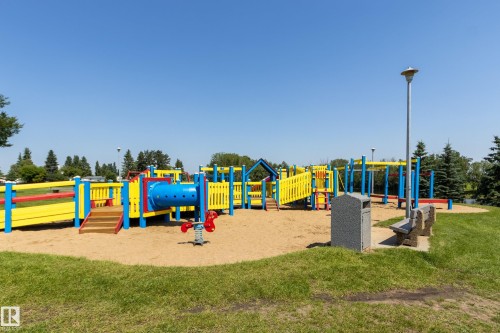 1913 West Royal Way Northwest, Edmonton, AB - Outdoor