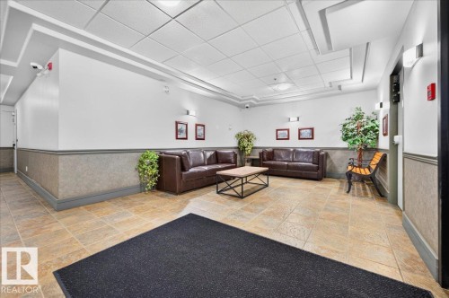 #306 10116 80 Av Nw, Edmonton, AB - Indoor Photo Showing Other Room