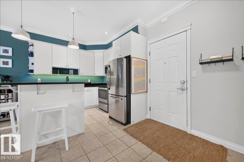 #306 10116 80 Av Nw, Edmonton, AB - Indoor Photo Showing Kitchen