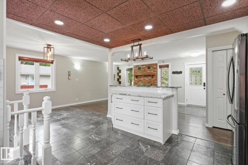28 Sunnyside Crescent, St. Albert, AB - Indoor