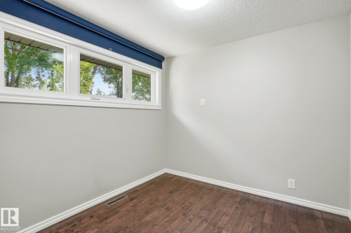 28 Sunnyside Crescent, St. Albert, AB - Indoor Photo Showing Other Room