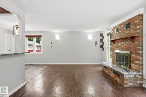28 Sunnyside Crescent, St. Albert, AB - Indoor With Fireplace