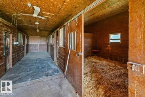 2 23123 Twp Road 564, Rural Sturgeon County, AB 