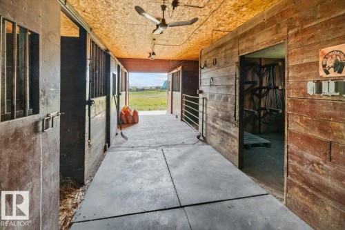 2 23123 Twp Road 564, Rural Sturgeon County, AB 