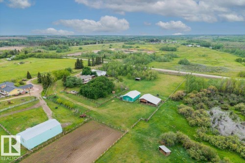 2 23123 Twp Road 564, Rural Sturgeon County, AB 