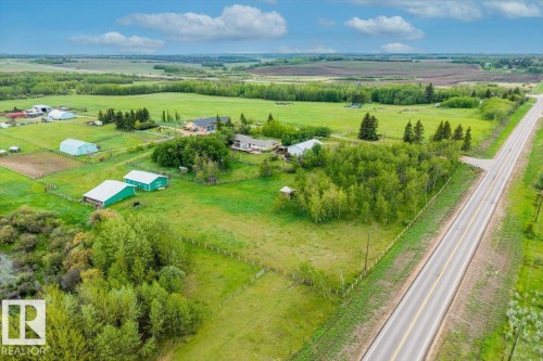 2 23123 Twp Road 564, Rural Sturgeon County, AB 