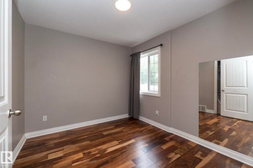 Empty room - 11915 77 Street Nw, Edmonton, AB - Indoor Photo Showing Other Room