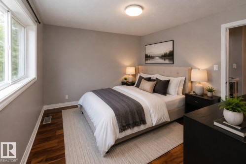 Bedroom - 11915 77 Street Nw, Edmonton, AB - Indoor Photo Showing Bedroom