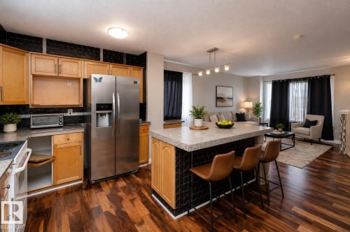 11915 77 Street Nw, Edmonton, AB - Indoor Photo Showing Kitchen