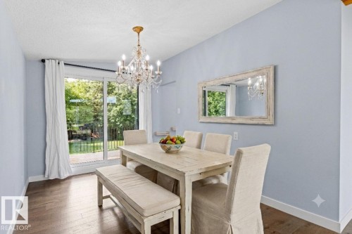 11427 35 Avenue Nw, Edmonton, AB - Indoor Photo Showing Dining Room