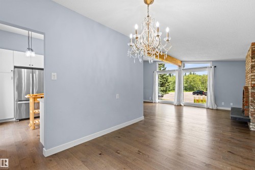 11427 35 Avenue Nw, Edmonton, AB - Indoor
