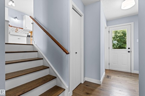 11427 35 Avenue Nw, Edmonton, AB - Indoor Photo Showing Other Room