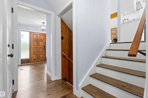 11427 35 Avenue Nw, Edmonton, AB - Indoor Photo Showing Other Room