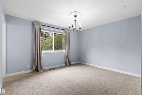 11427 35 Avenue Nw, Edmonton, AB - Indoor Photo Showing Other Room