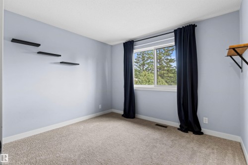 11427 35 Avenue Nw, Edmonton, AB - Indoor