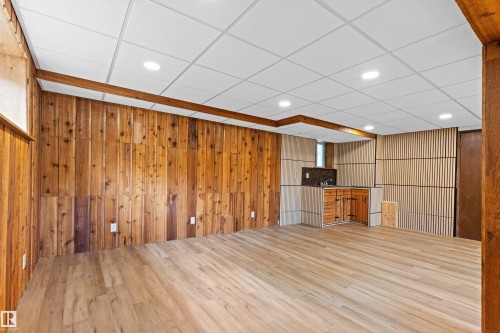 11427 35 Avenue Nw, Edmonton, AB - Indoor Photo Showing Other Room
