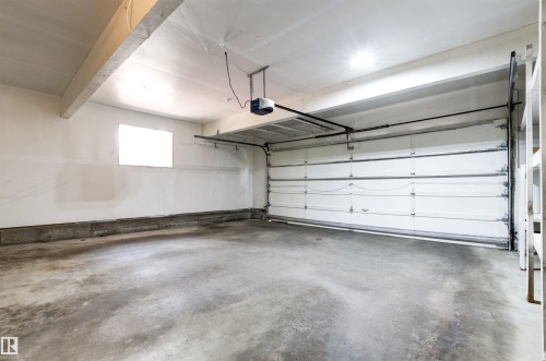 11427 35 Avenue Nw, Edmonton, AB - Indoor Photo Showing Garage