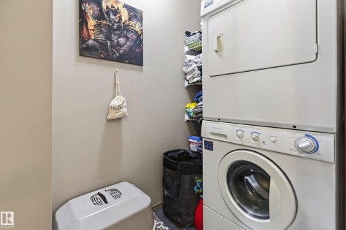 #2 5604 199 St Nw, Edmonton, AB - Indoor Photo Showing Laundry Room