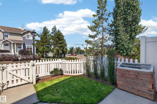 #2 5604 199 St Nw, Edmonton, AB - Outdoor