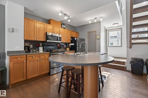 #2 5604 199 St Nw, Edmonton, AB - Indoor Photo Showing Kitchen With Double Sink