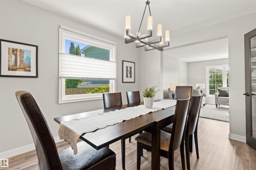 17532 55 Avenue Nw, Edmonton, AB - Indoor Photo Showing Dining Room