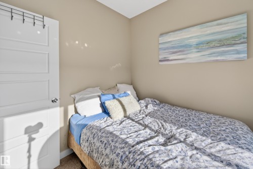 98 4470 Prowse Road, Edmonton, AB - Indoor Photo Showing Bedroom