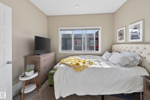98 4470 Prowse Road, Edmonton, AB - Indoor Photo Showing Bedroom