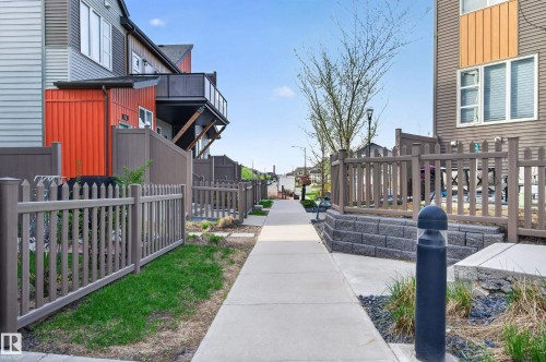 98 4470 Prowse Road, Edmonton, AB - Outdoor