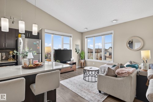 98 4470 Prowse Road, Edmonton, AB - Indoor Photo Showing Other Room