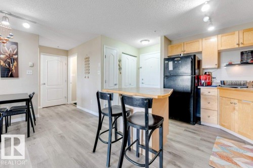 #233 3425 19 St Nw, Edmonton, AB - Indoor Photo Showing Other Room