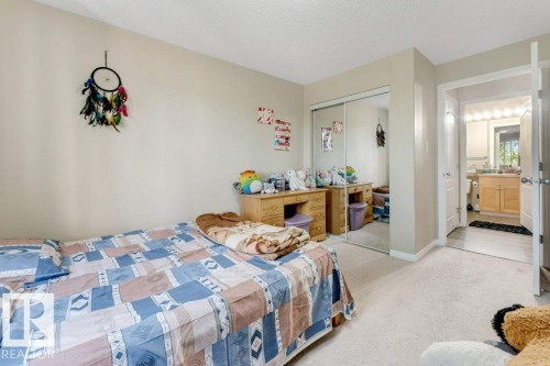 #233 3425 19 St Nw, Edmonton, AB - Indoor Photo Showing Bedroom
