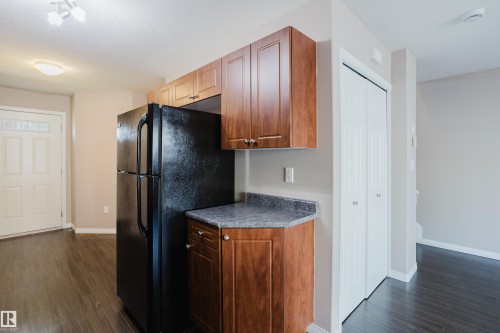 81 Haney Landing, Spruce Grove, AB - Indoor Photo Showing Other Room