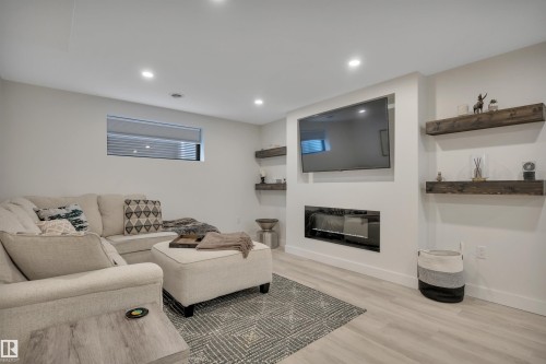 4029 Alexander Way Sw, Edmonton, AB - Indoor Photo Showing Basement