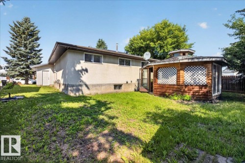 1939 61 Street Nw, Edmonton, AB - Outdoor