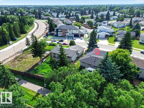 1939 61 Street Nw, Edmonton, AB - Outdoor With View