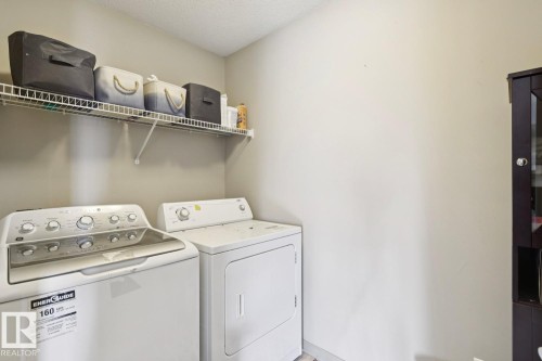 861 Graham Wynd, Edmonton, AB - Indoor Photo Showing Laundry Room