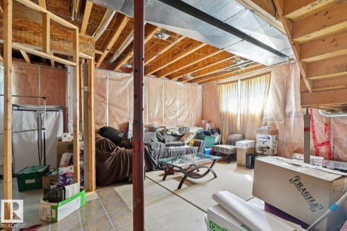 861 Graham Wynd, Edmonton, AB - Indoor Photo Showing Basement