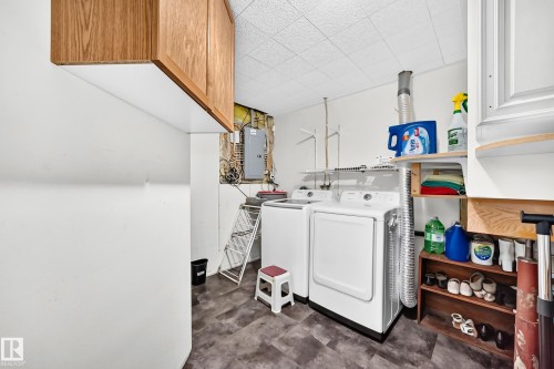 251 Dunvegan Road Nw, Edmonton, AB - Indoor Photo Showing Laundry Room