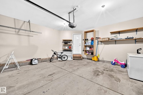 251 Dunvegan Road Nw, Edmonton, AB - Indoor Photo Showing Garage