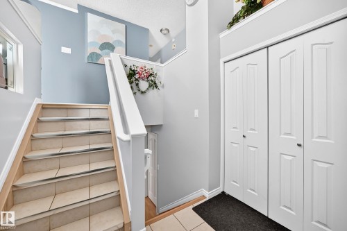 251 Dunvegan Road Nw, Edmonton, AB - Indoor Photo Showing Other Room