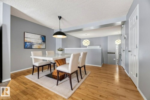 #7 8304 11 Av Sw, Edmonton, AB - Indoor Photo Showing Dining Room
