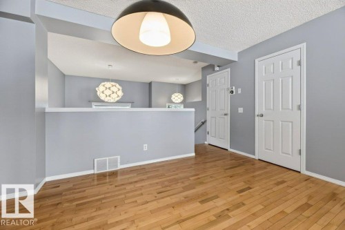 #7 8304 11 Av Sw, Edmonton, AB - Indoor Photo Showing Other Room