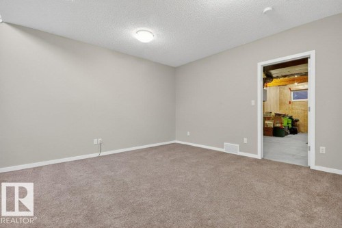 4237 Prowse Way, Edmonton, AB - Indoor Photo Showing Other Room